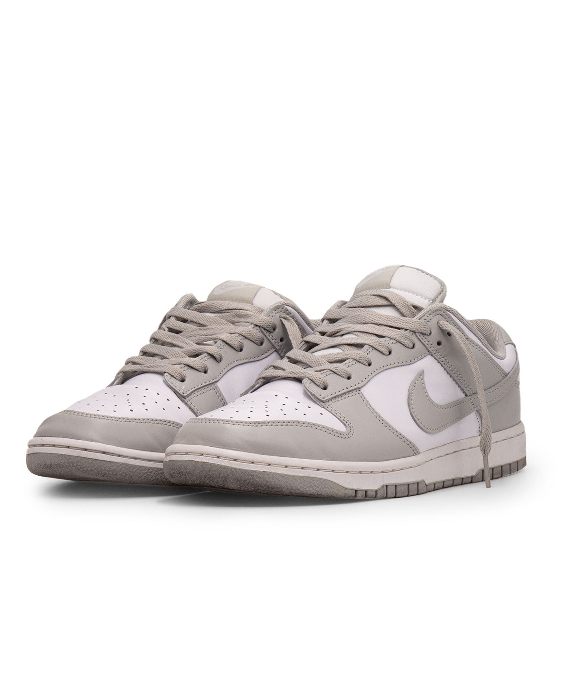 Laces Flat Grey